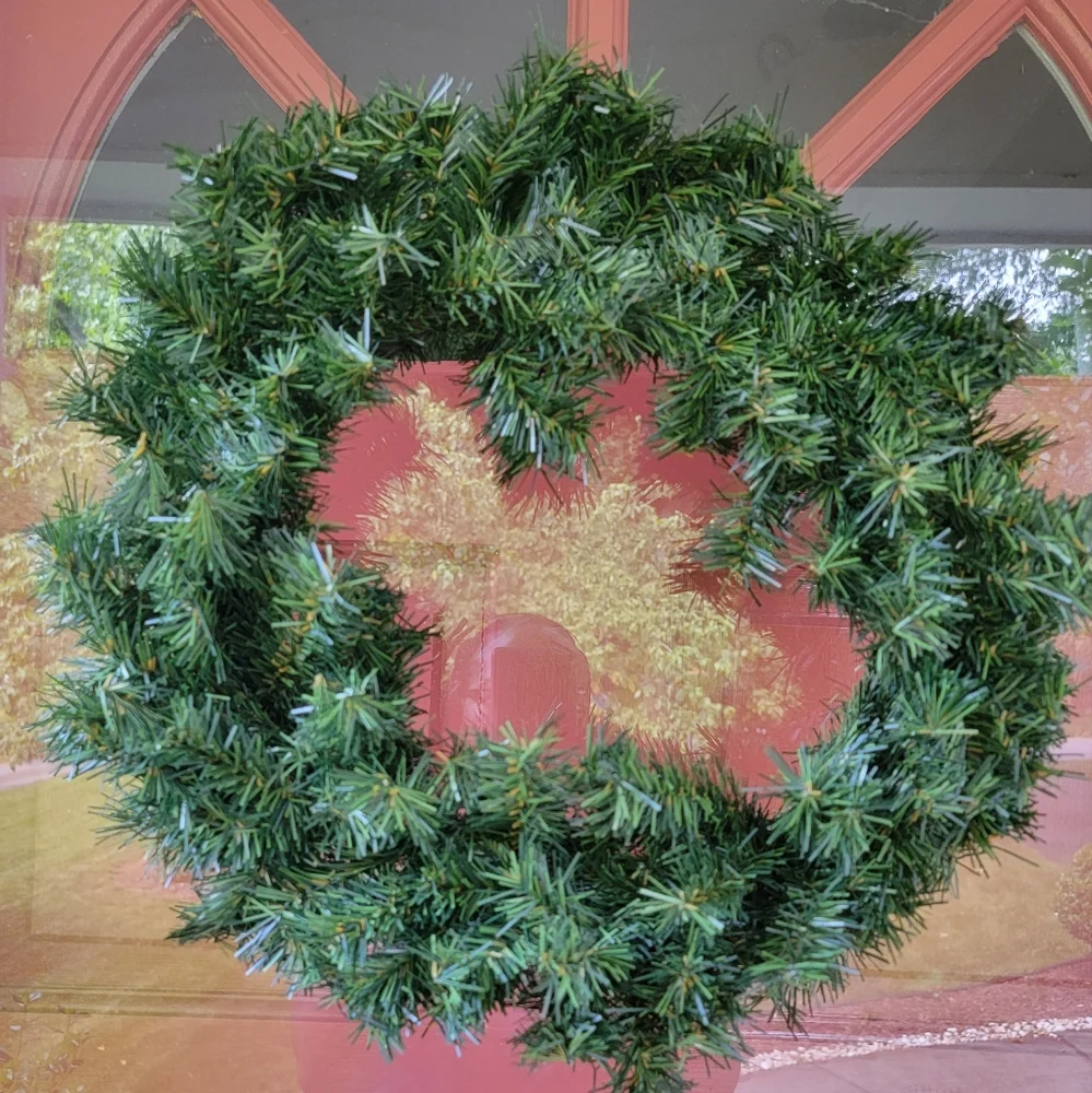 18 inch Faux Evergreen Pine Wreath